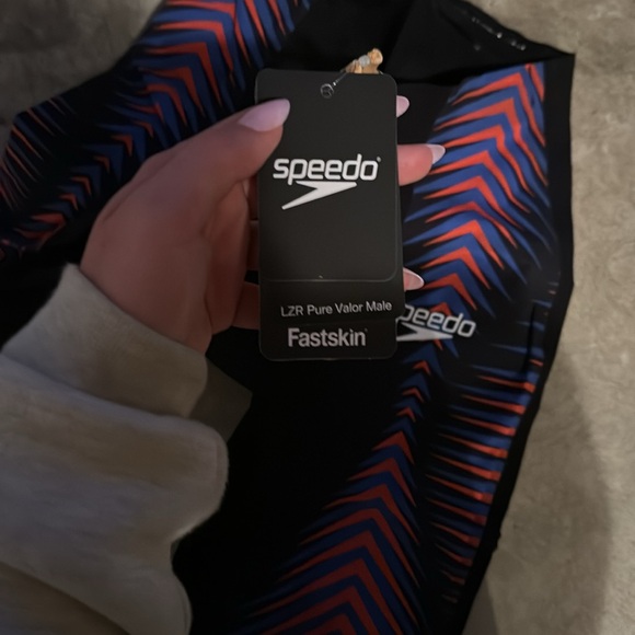 speedo make tech suit lzr pure valor male - Picture 3 of 4